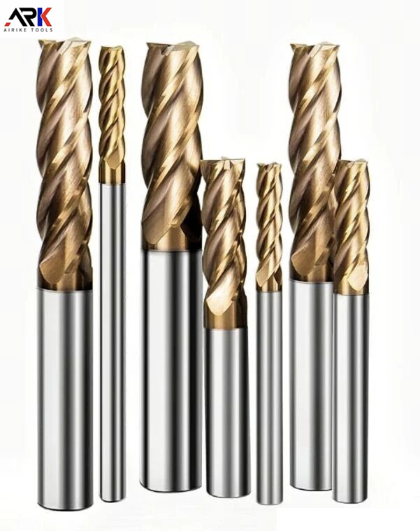 Apa aku kudu milih alat chamfering siji-pinggiran utawa telung-pinggiran? Kang performs luwih?